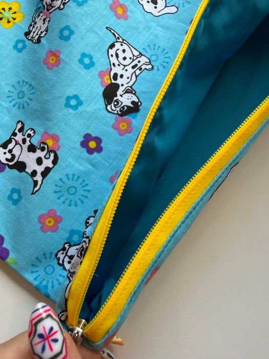 Текстилни папки за учебници с цип POCKI – 4 бр. | ученически джобове А4