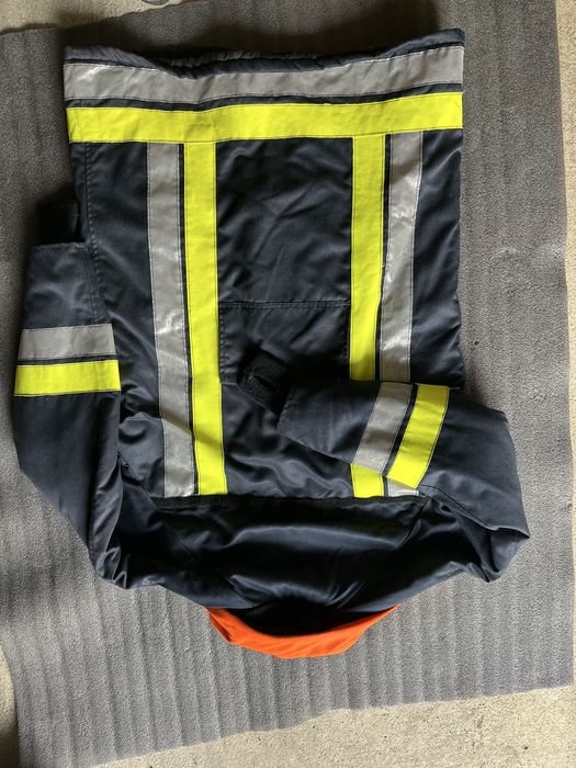 Haina geaca jacheta pompier