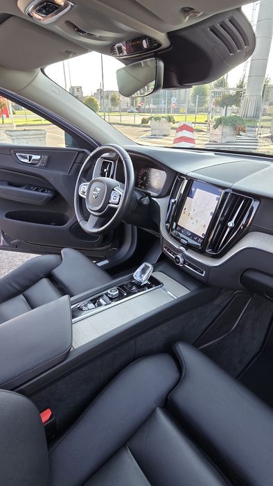 VOLVO XC60 2019 — imagine 3