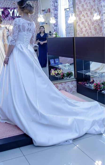 Свадебное платье