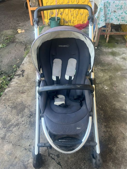 Vand cărucioare pentru copii