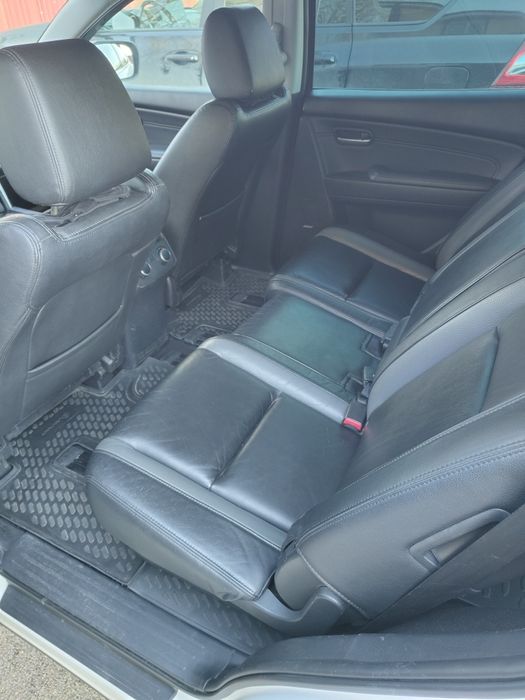 Продам Mazda CX-9