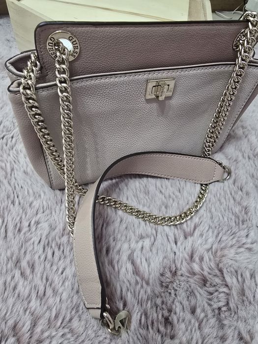 Чанта GUESS, отлично състояние