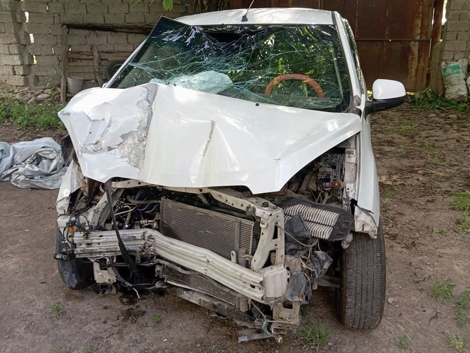 Автомобиль Chevrolet Spark