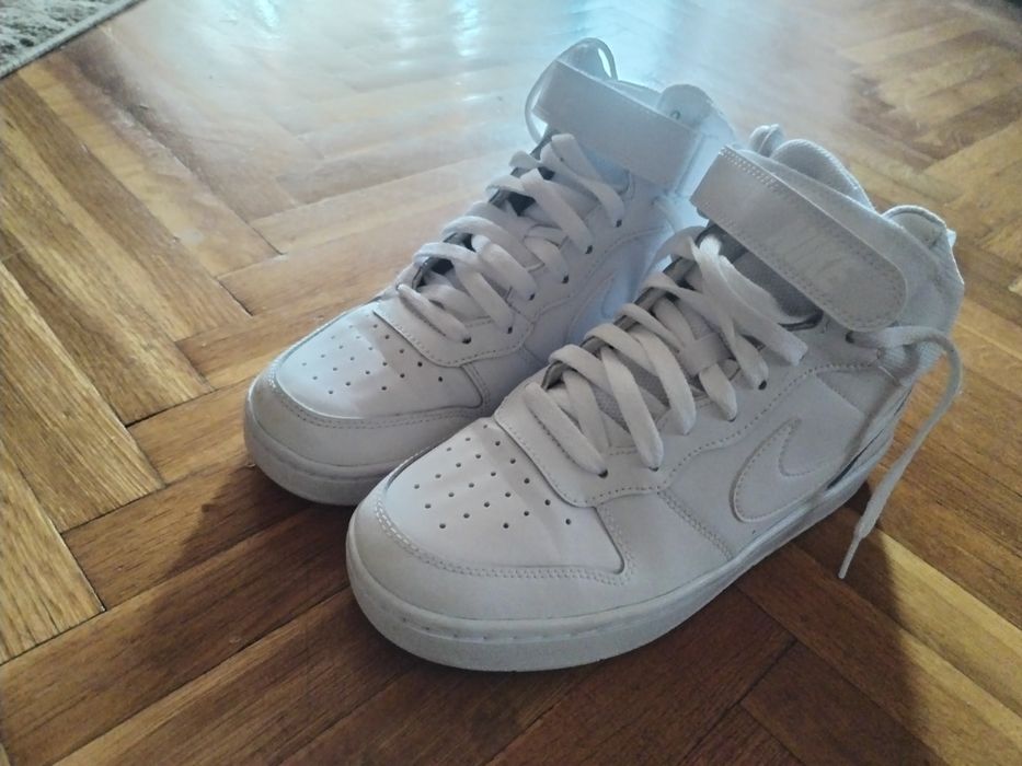 Nike маратонки нови