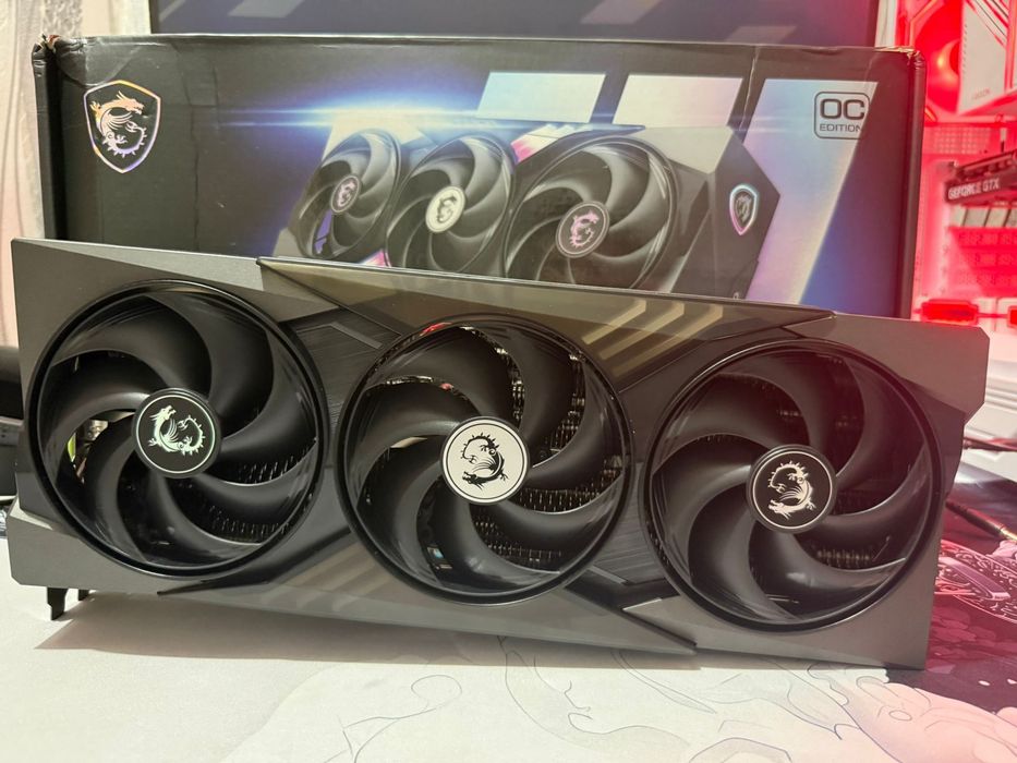 Продам RTX 5090 MSI