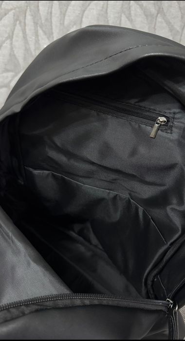 Продам рюкзаки кожаные , новые