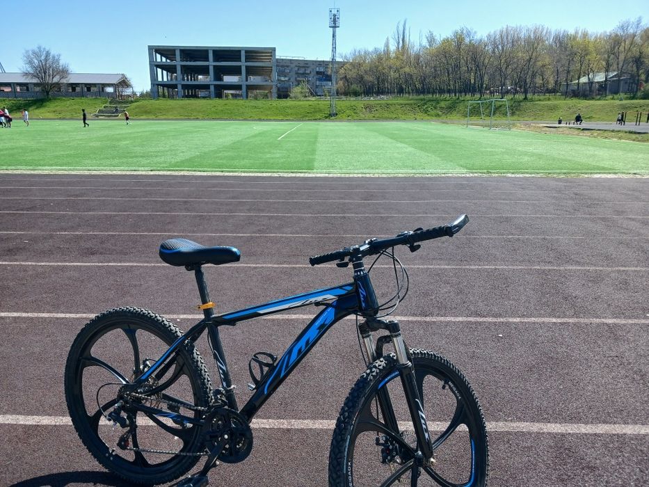 Велосипед LUX ..