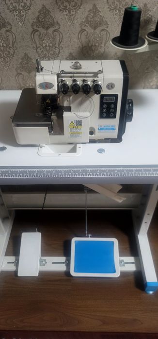 JEKSI averlok tikuv mashinka