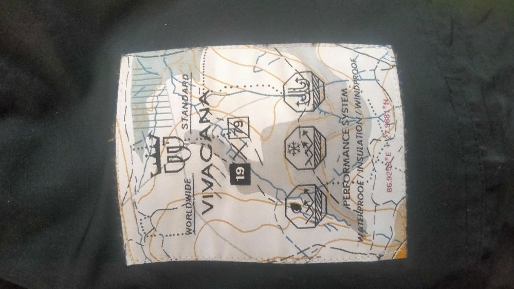 Продам куртку зимнюю