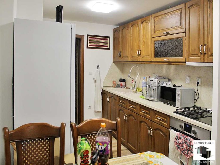 Продава се Многостаен апартамент в Велико Търново, Център - 149 кв.м за 1209 €/кв.м - Снимка #1