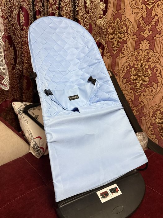 Продается шезлонг