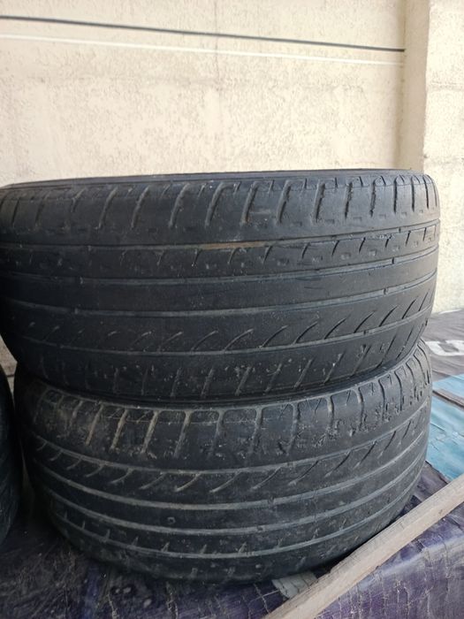 Продам шины б/у 205 55 R16