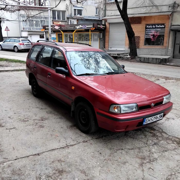 Продава се Нисан Съни