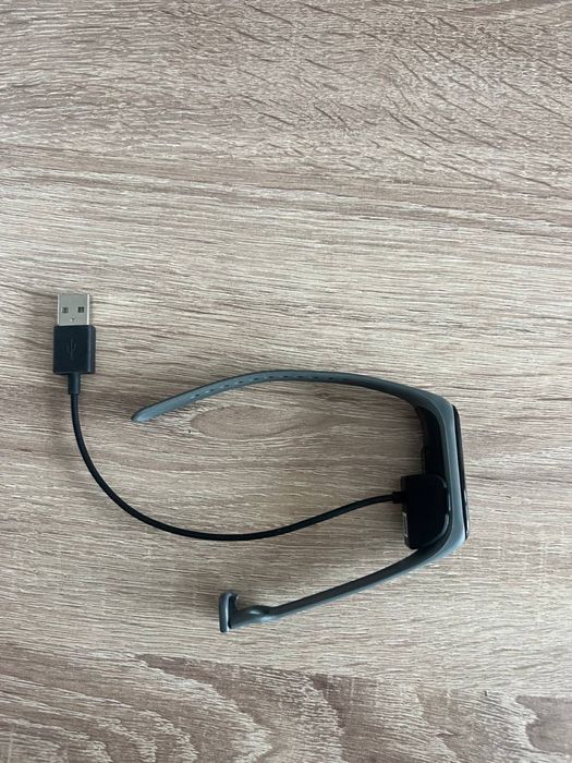 Фитнес браслет Samsung