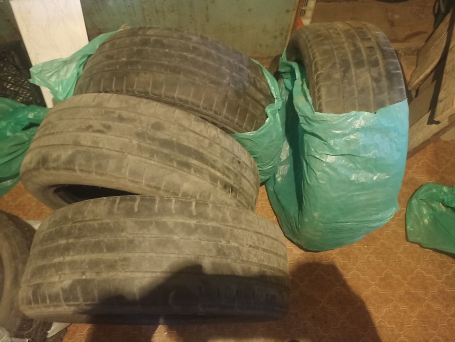 Шины летние  255 55 p19