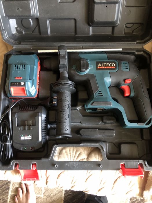 Перфоратор перфоратор