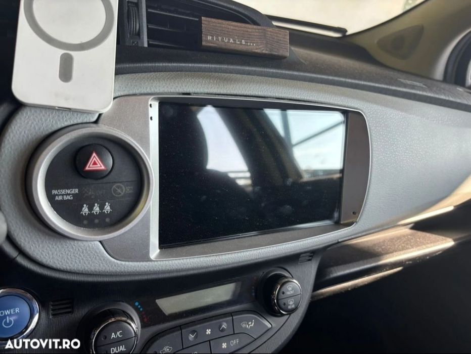 Toyota Yaris hibrid