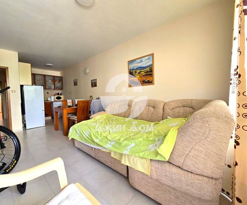 Продава се Двустаен апартамент в Свети Влас - 75 кв.м за 1054 €/кв.м - Снимка #2