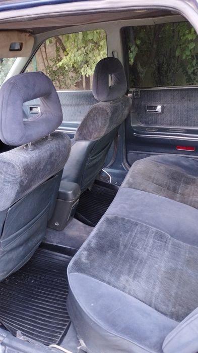 Продам машину Мазда 626