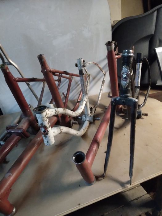 Cadre pegas diferite modele