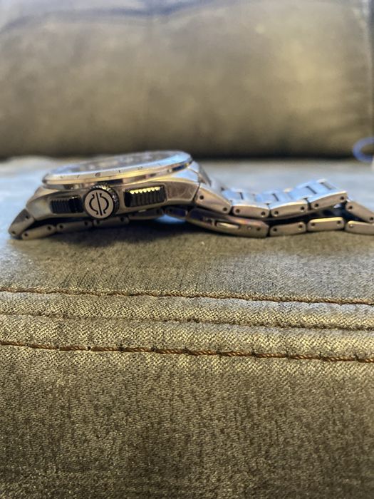 Часовник Candino titanium