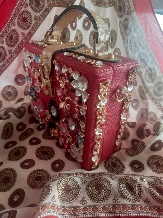 Разные сумки за 10000