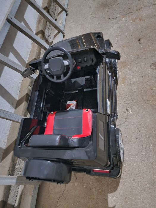 Продам детскую машину