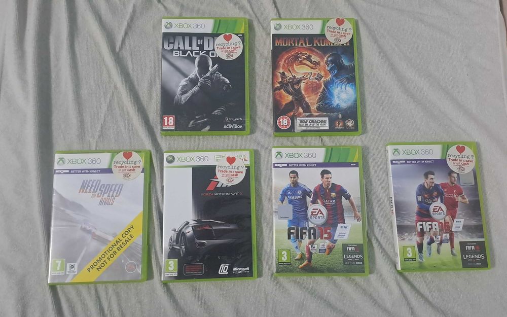 Xbox 360 + 2 безжични контролера + 6 игри