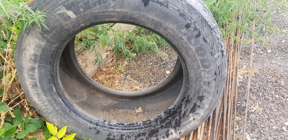 Шины 375,50,22,5