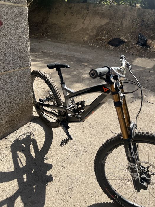 Downhill Biciklo Cf Pro Race Yt Tues Olx Yt Tues CF Pro Race Русе