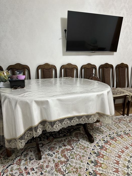 Продам стол