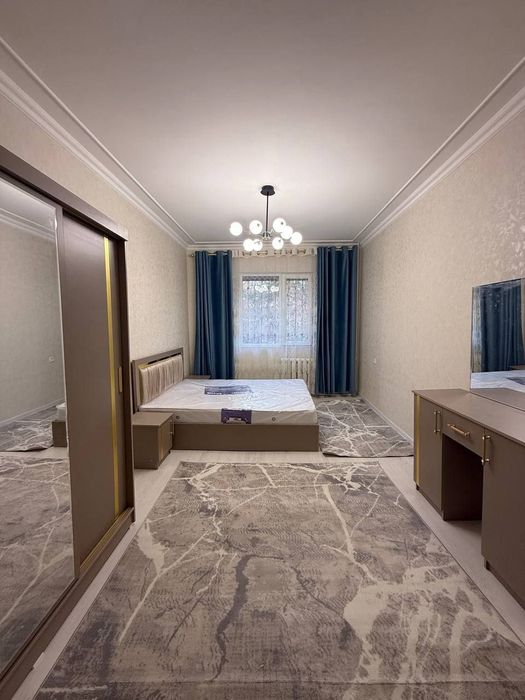 Чилонзор Мирзо Улугбек метро якинида квартира арендага