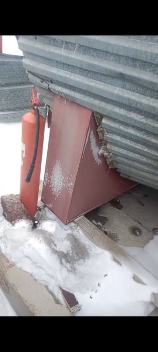 Бочка 25 кубов на стаканах