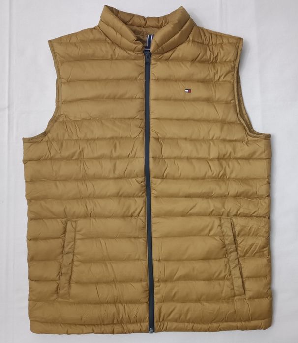 Tommy Hilfiger Down Puffer Vest оригинален пухен елек M пух грейка