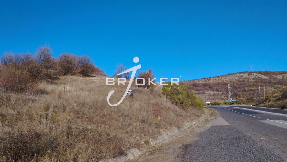 Парцел в Кърджали, област-с.Черна скала