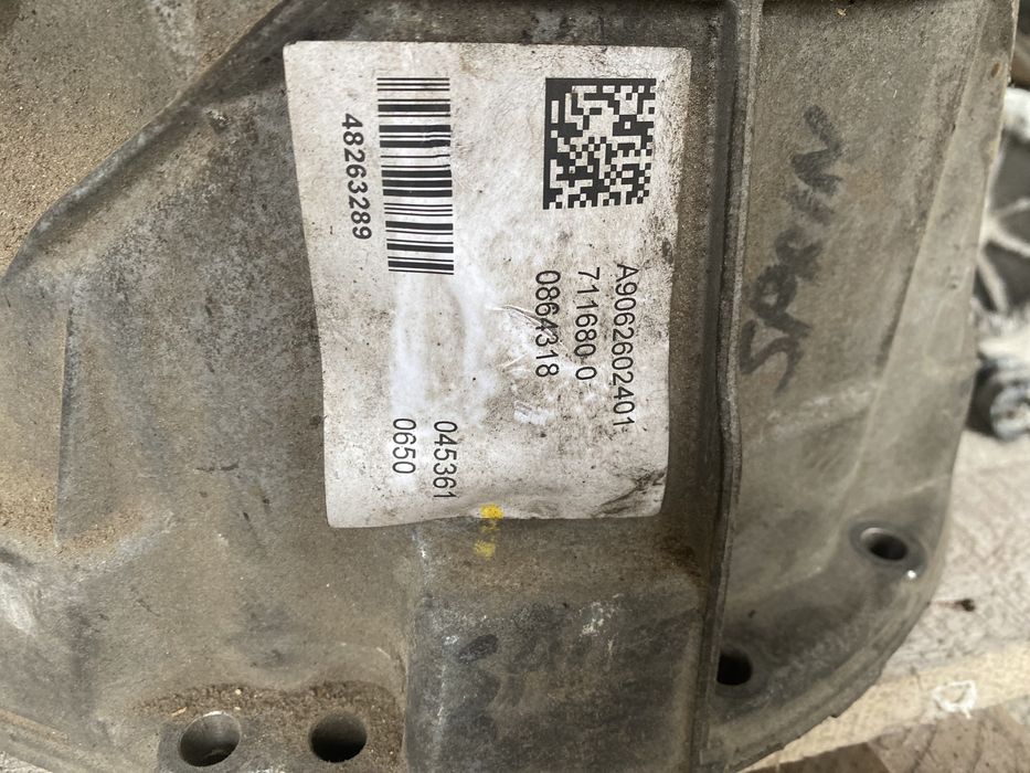 Cutie Mercedes Sprinter 2010-2016