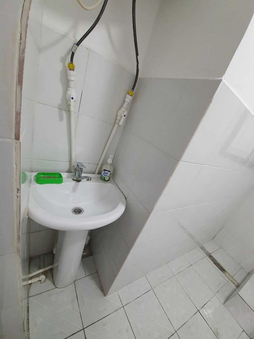 ПРОДАЕТСЯ Офис помещение 130 кв м 2 ЭТАЖ