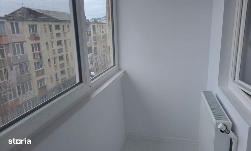 Apartament 2 camere, 42 mp, zona Hotvon