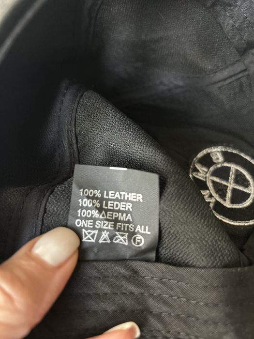 Шапка с козирка BMV /естествена кожа/