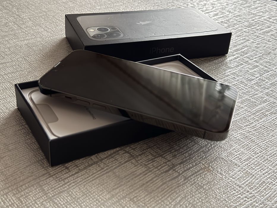 iPhone 13 Pro Max 256GB Graphite – Като НОВ, 100% Батерия.