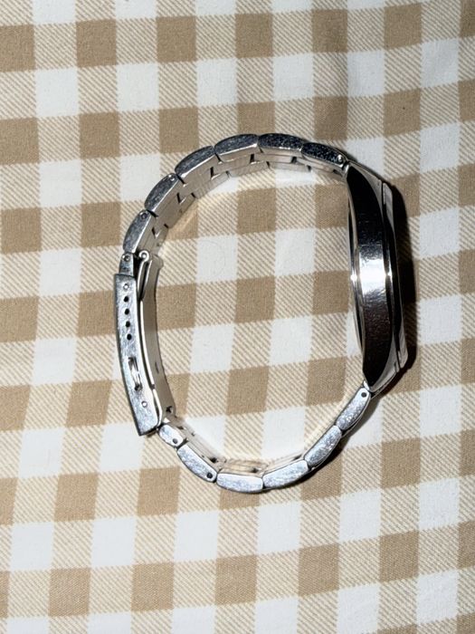 Продаю свои часы