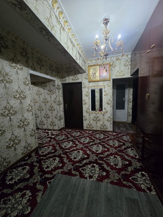 Срочно  продам  квартиру  сергели  5 4 ком 1 этаж  квартира  утеплённа