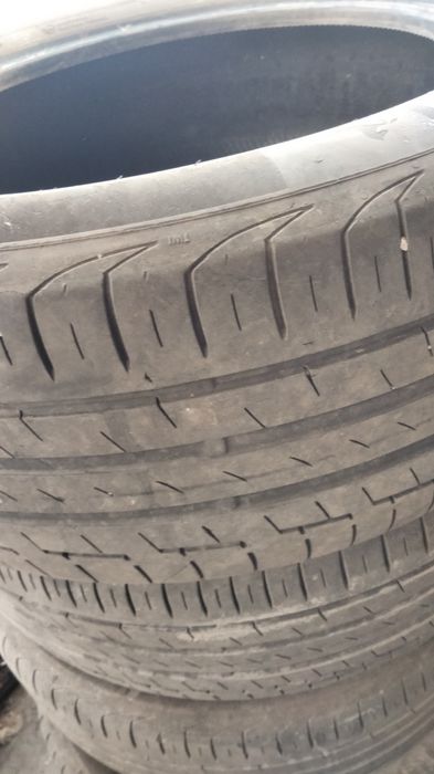 Шины б/у 215/55/17 летние
