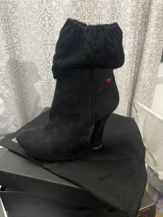 Боти от естесвен велур