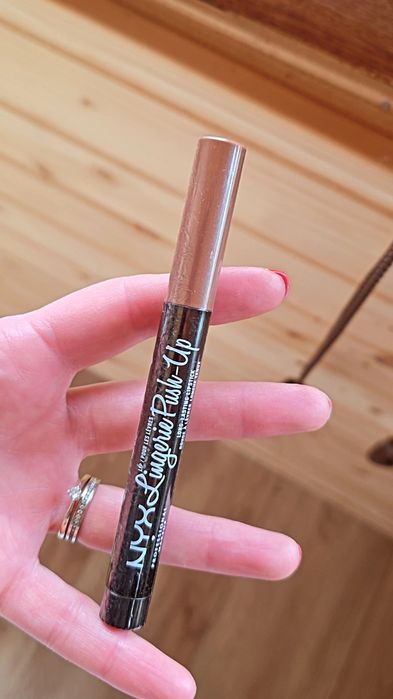 Ruj pentru buze NYX PM Lip Lingerie Push-up