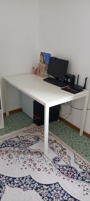 Письменный стол ikea