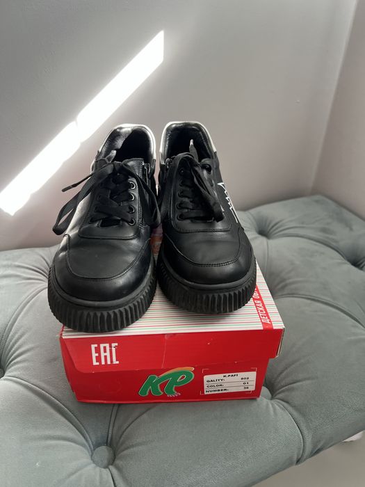 Обувь школный