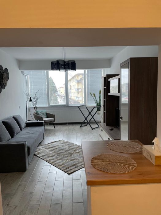 Garsoniera de inchiriat