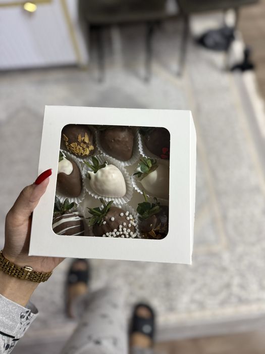 Клубника в шоколаде Семей